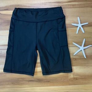 SHEIN Women’s Black Biker Shorts, Size Medium